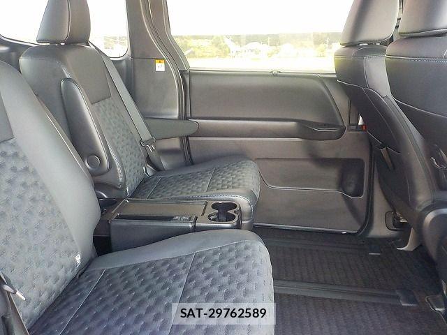 Toyota VOXY 2022-01 8564025-21
