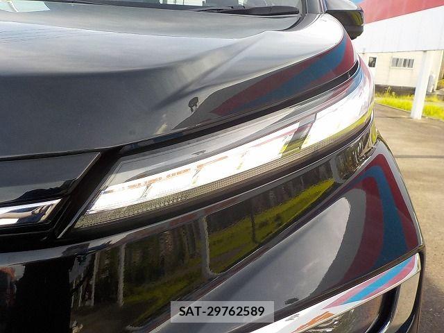Toyota VOXY 2022-01 8564025-27