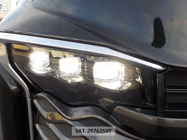 Toyota VOXY 2022-01 8564025-28