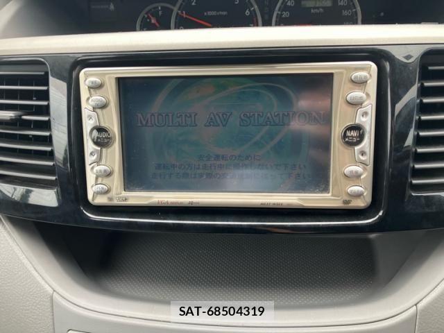 Toyota VOXY 2004-11 8564055-17
