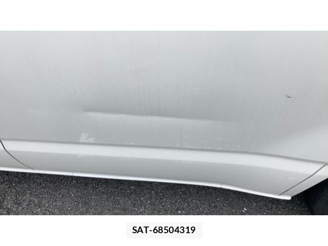 Toyota VOXY 2004-11 8564055-21