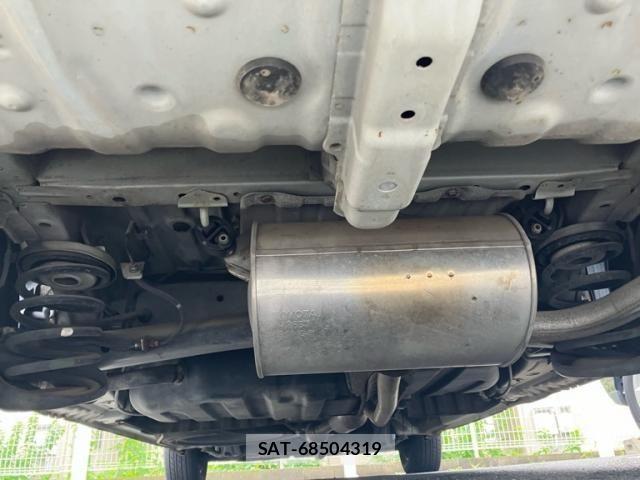 Toyota VOXY 2004-11 8564055-8