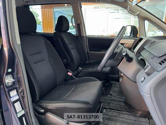 Toyota VOXY 2008-02 8564057-15