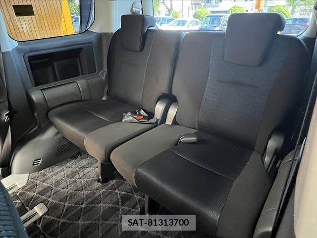 Toyota VOXY 2008-02 8564057-20