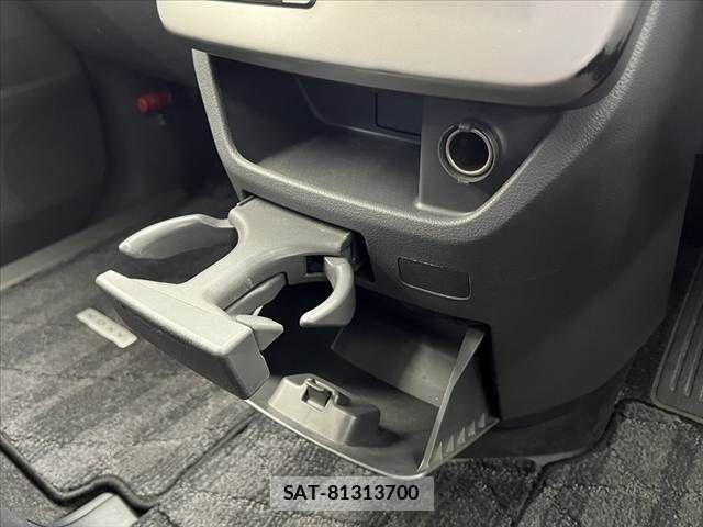 Toyota VOXY 2008-02 8564057-23