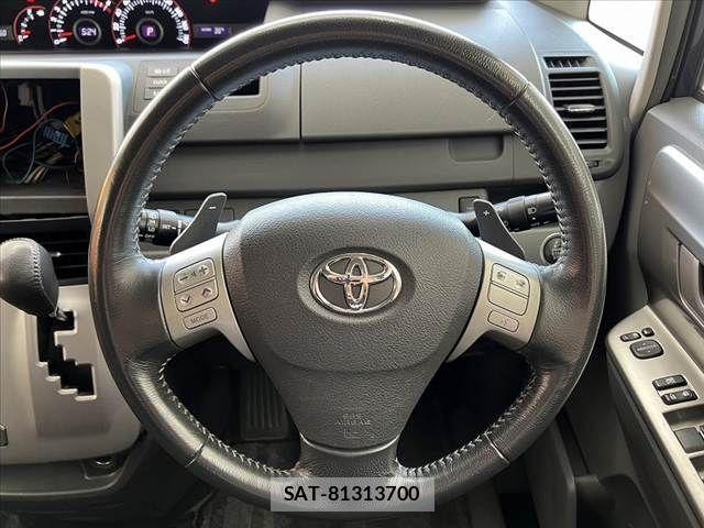 Toyota VOXY 2008-02 8564057-25