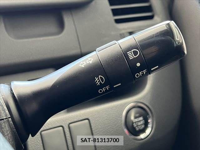 Toyota VOXY 2008-02 8564057-29