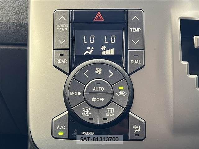 Toyota VOXY 2008-02 8564057-5