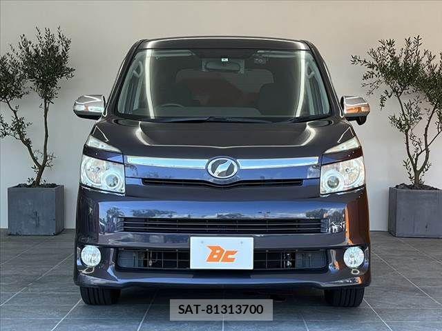 Toyota VOXY 2008-02 8564057-8