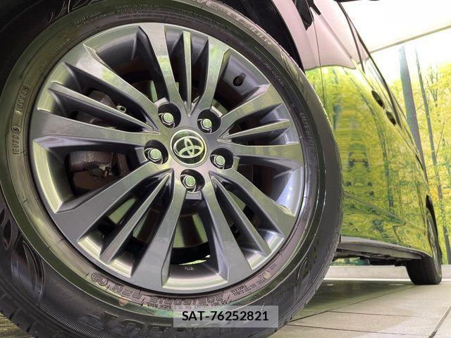 Toyota VOXY 2023-09 8564022-13
