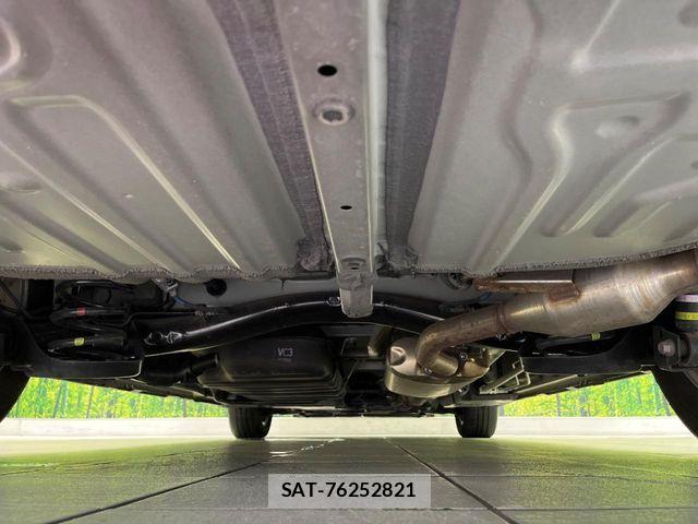 Toyota VOXY 2023-09 8564022-19