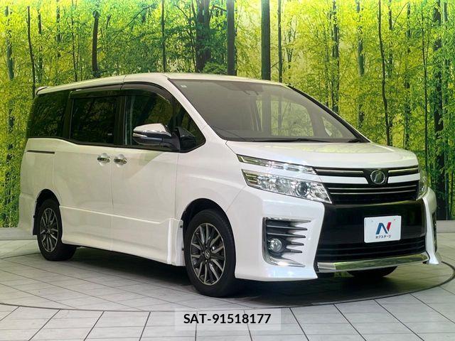 Toyota VOXY 2016-05 8564050-16