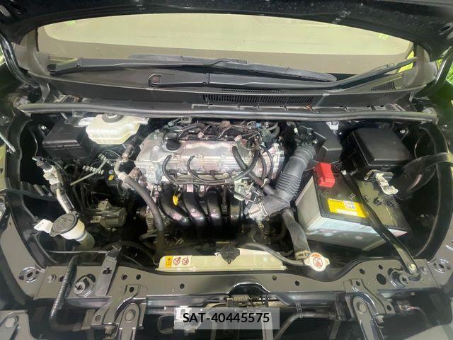 Toyota VOXY 2021-08 8564030-18