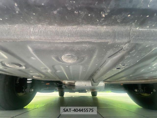 Toyota VOXY 2021-08 8564030-19