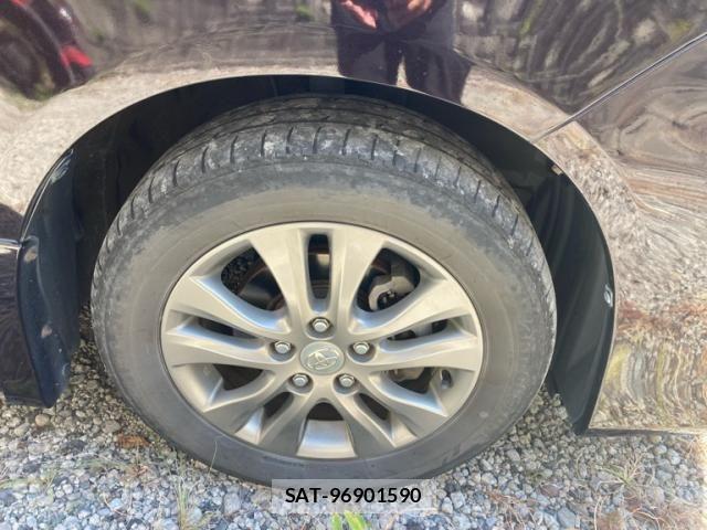 Toyota VOXY 2013-11 8564052-9