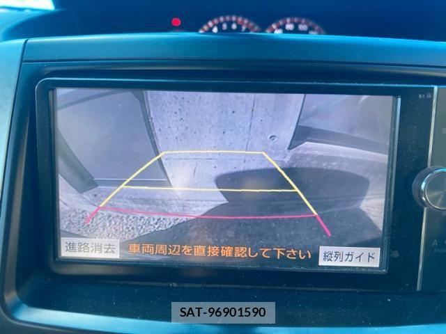 Toyota VOXY 2013-11 8564052-26