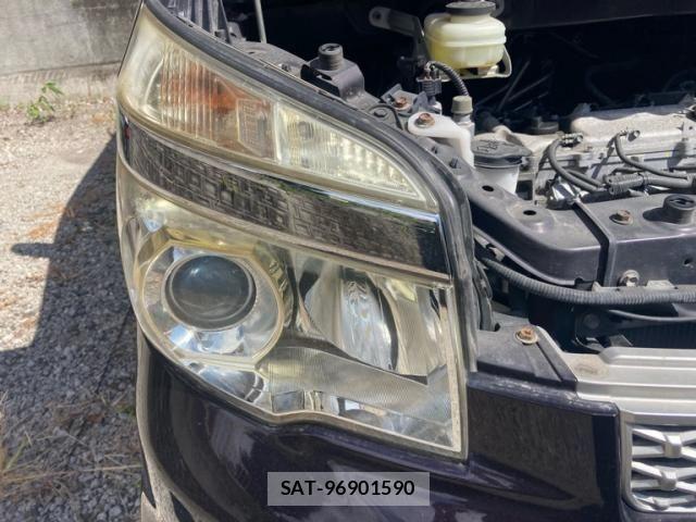 Toyota VOXY 2013-11 8564052-5