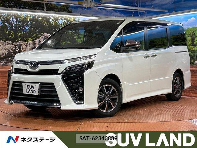 Toyota VOXY 2018-06 8564035-0