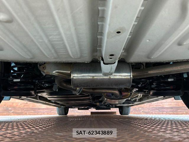 Toyota VOXY 2018-06 8564035-18