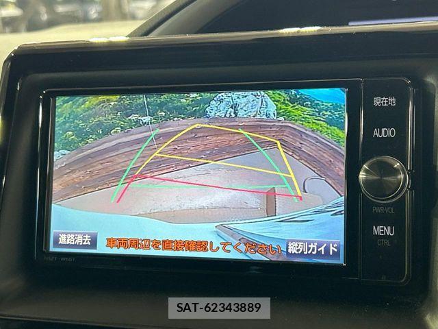 Toyota VOXY 2018-06 8564035-5