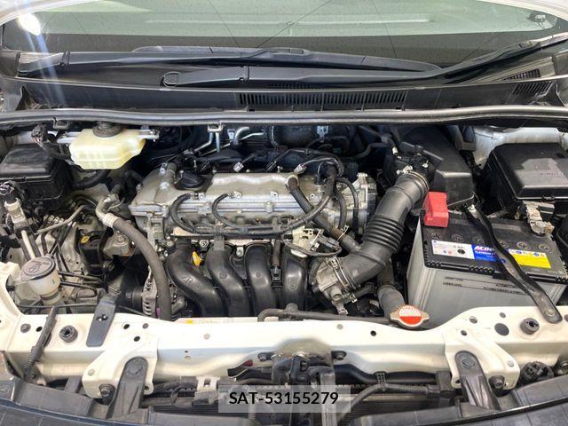 Toyota VOXY 2016-02 8564043-18
