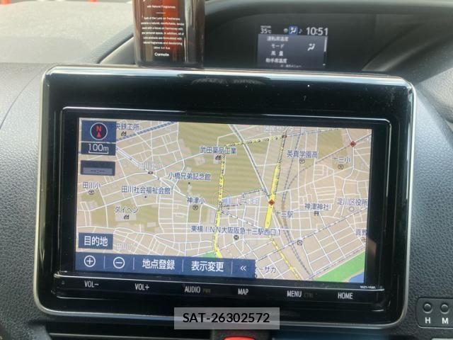Toyota VOXY 2019-11 8564038-17