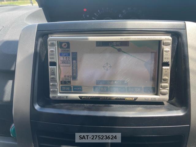 Toyota VOXY 2007-09 8564058-19
