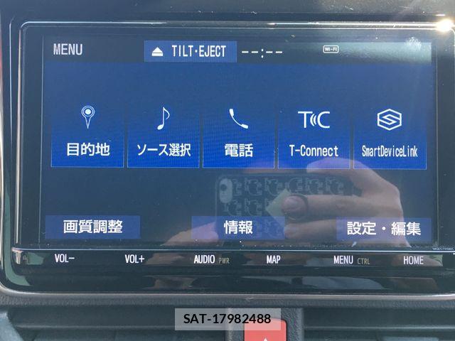 Toyota VOXY 2021-03 8564034-23