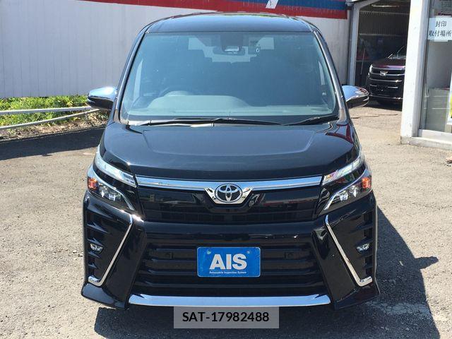 Toyota VOXY 2021-03 8564034-2