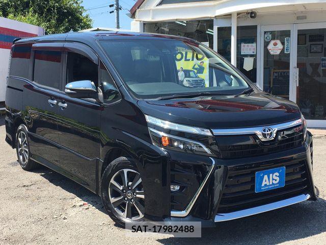 Toyota VOXY 2021-03 8564034-4