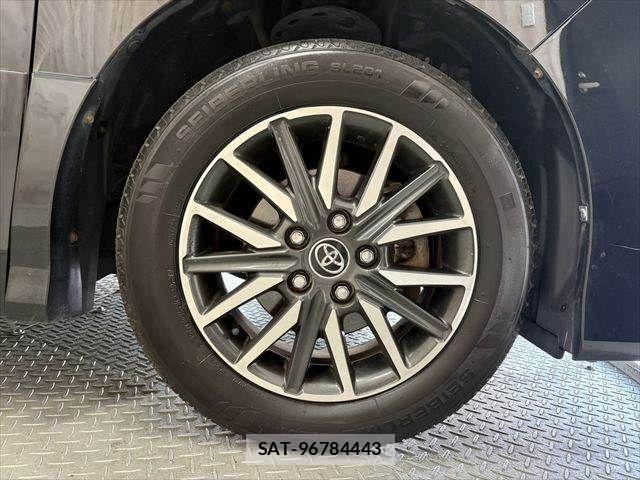 Toyota VOXY 2016-12 8564048-16