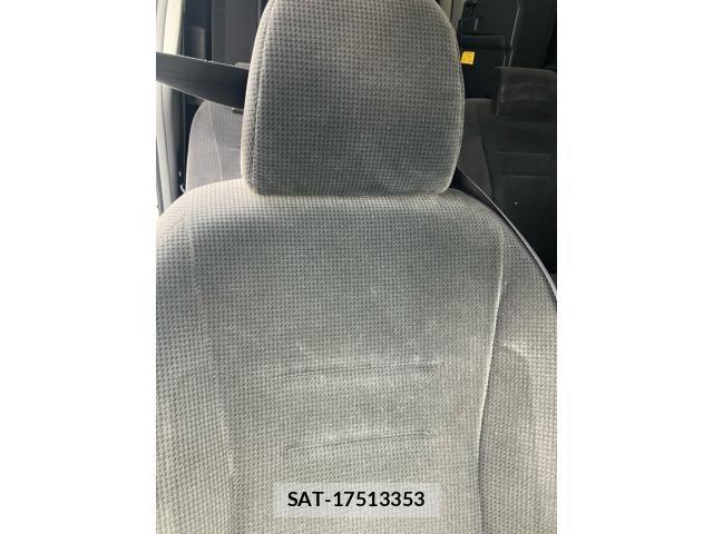 Toyota VOXY 2007-08 8564054-24