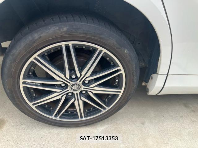 Toyota VOXY 2007-08 8564054-8