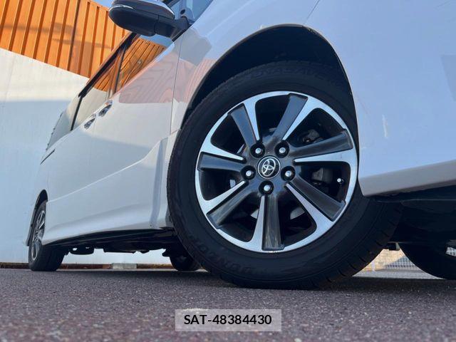Toyota VOXY 2020-03 8564040-13
