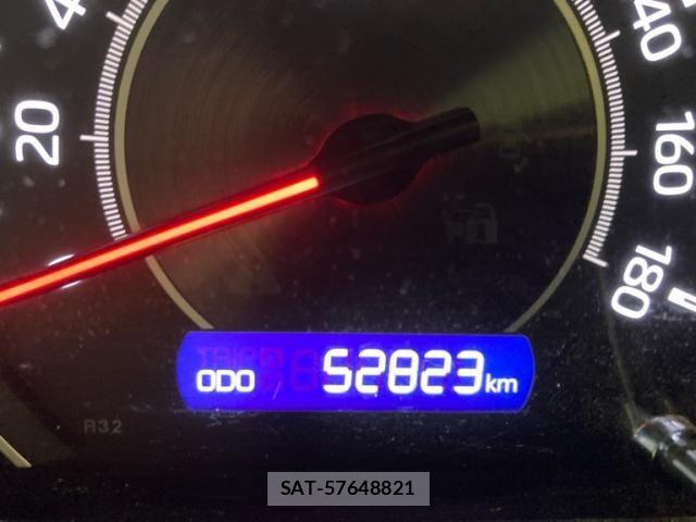 Toyota VOXY 2018-02 8564044-18
