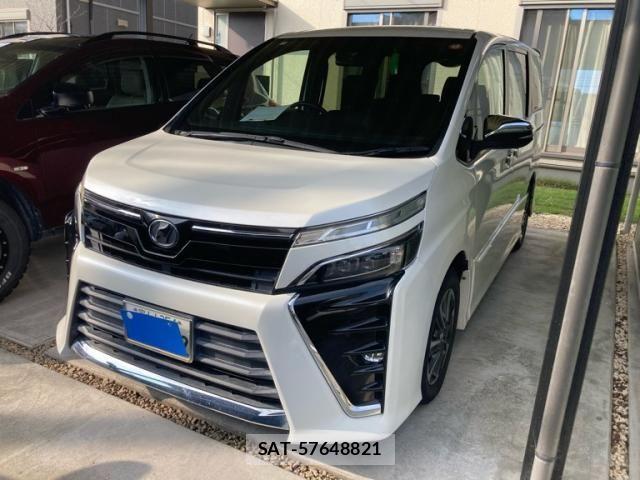 Toyota VOXY 2018-02 8564044-1