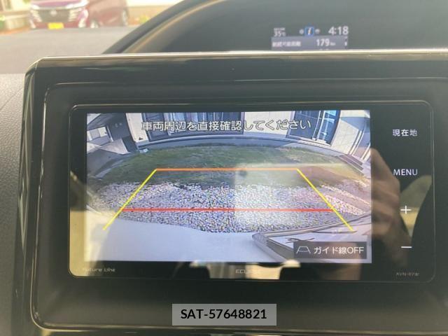 Toyota VOXY 2018-02 8564044-21