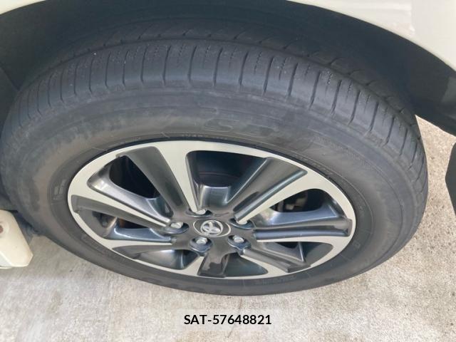 Toyota VOXY 2018-02 8564044-8