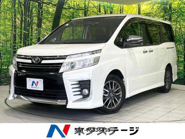 Toyota VOXY 2015-12 8564041-0