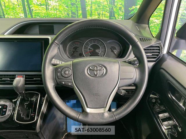 Toyota VOXY 2019-09 8564032-12
