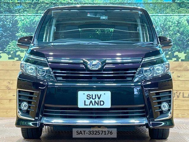 Toyota VOXY 2014-02 8564049-14