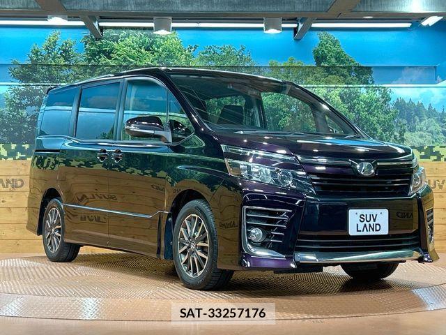 Toyota VOXY 2014-02 8564049-16