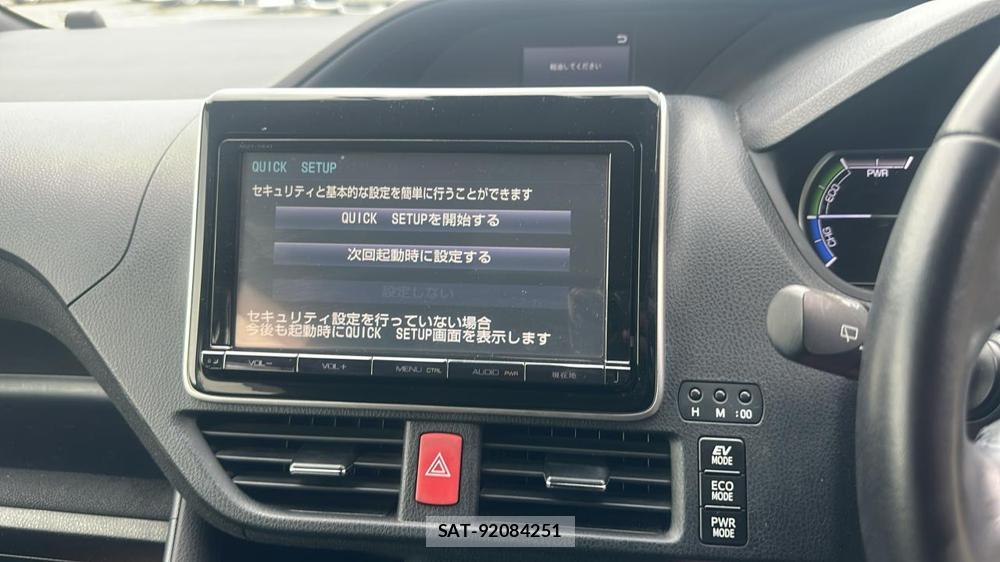 Toyota VOXY 2016-07 8589880-18