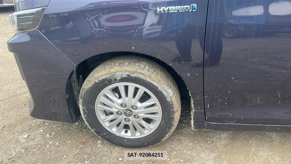 Toyota VOXY 2016-07 8589880-28