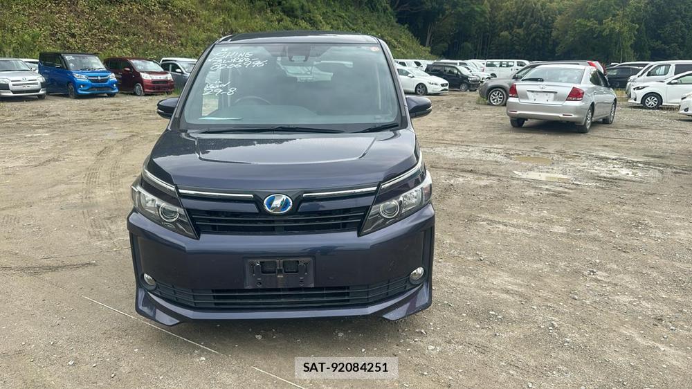 Toyota VOXY 2016-07 8589880-7
