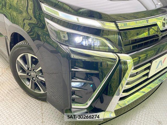 Toyota VOXY 2019-09 8629627-12