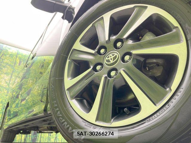 Toyota VOXY 2019-09 8629627-13