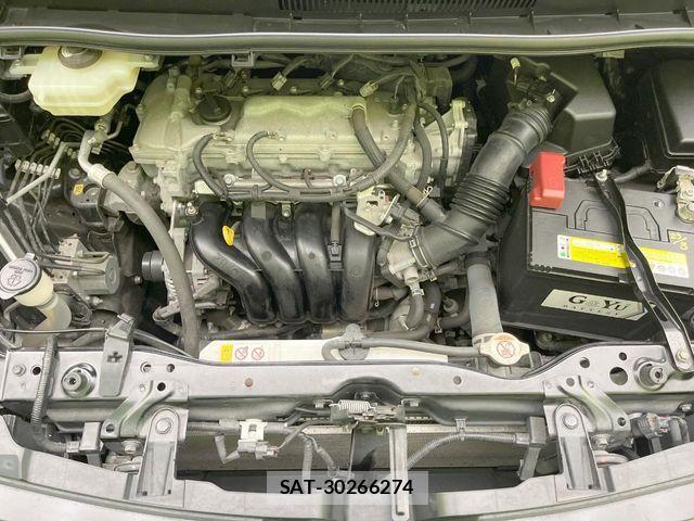 Toyota VOXY 2019-09 8629627-18