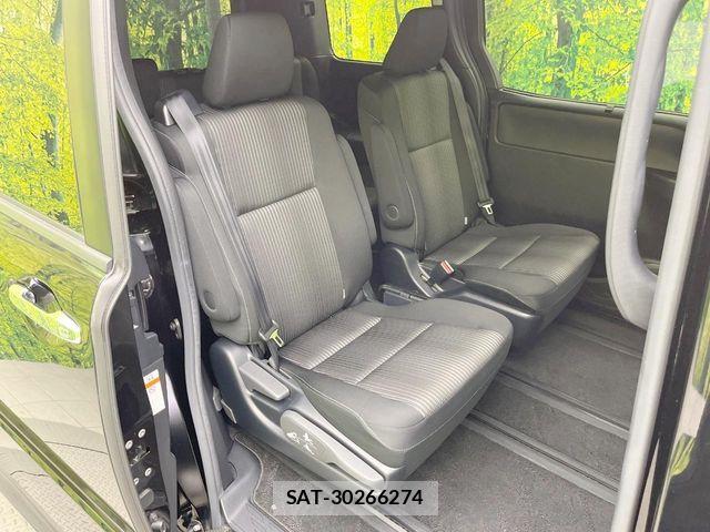 Toyota VOXY 2019-09 8629627-8