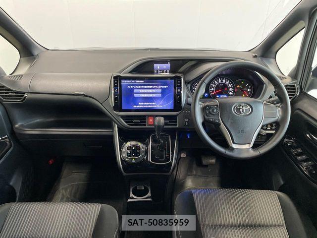 Toyota VOXY 2019-09 8629647-1